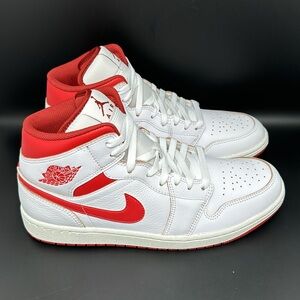 Jordan 1 MID SE‎ Red/White Basketball Shoes Men’s Sz 11 NEW!